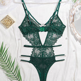 Jade Teddy de Encaje Elegante con Detalles en Forma de Corazón y Tirantes Ajustables