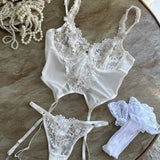 Conjunto de Lencería de Novia Elegante Leyla con Encaje Floral Delicado y Corte Favorecedor