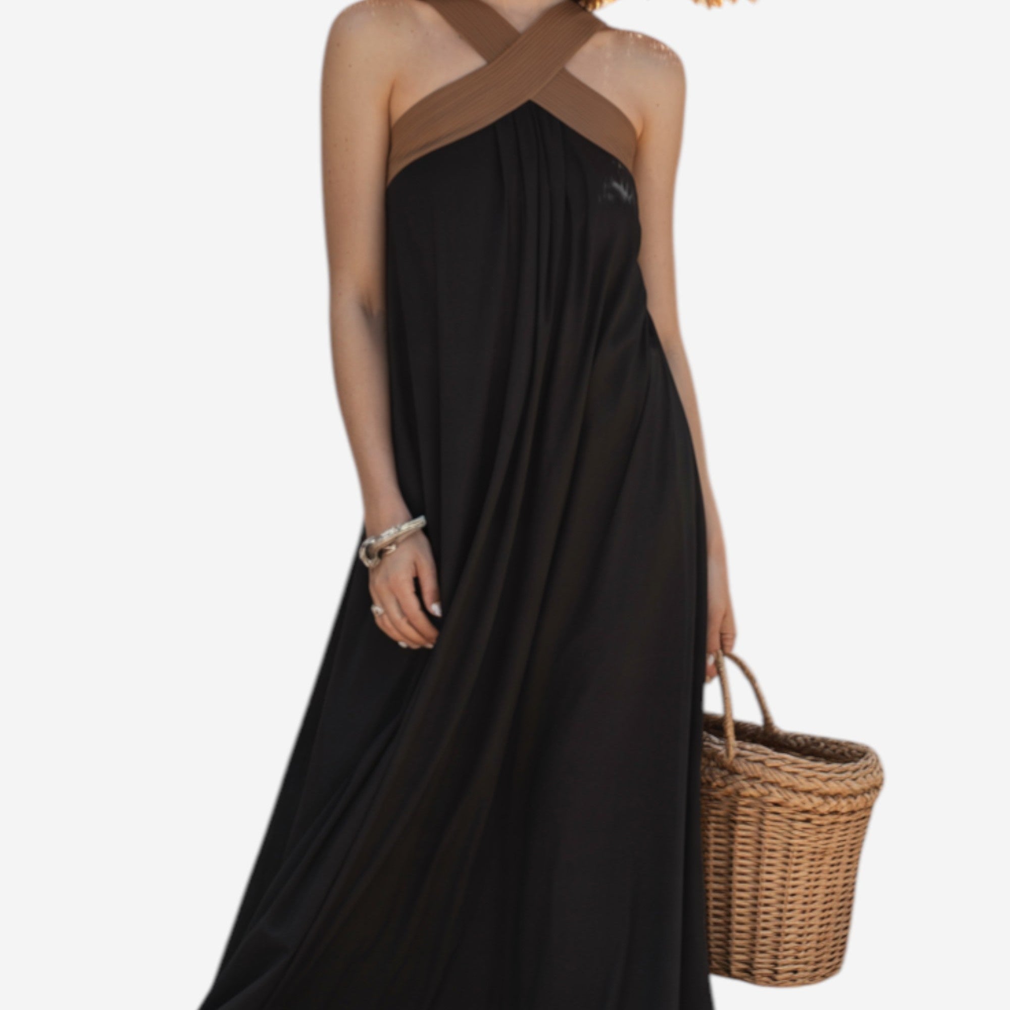 María | Vestido elegante con espalda descubierta y cuello cruzado a la moda