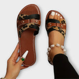 Silvia - Sandalias con tiras cruzadas de leopardo